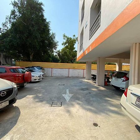 Hotel V At Bangsaen Extérieur photo