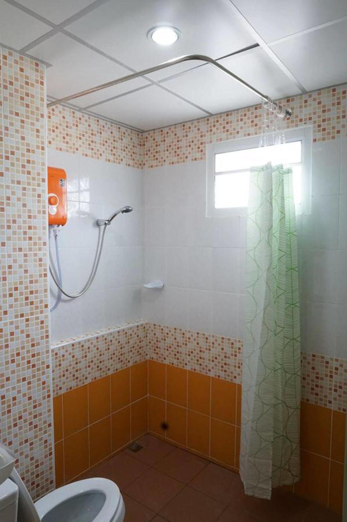 Hotel V At Bangsaen Extérieur photo