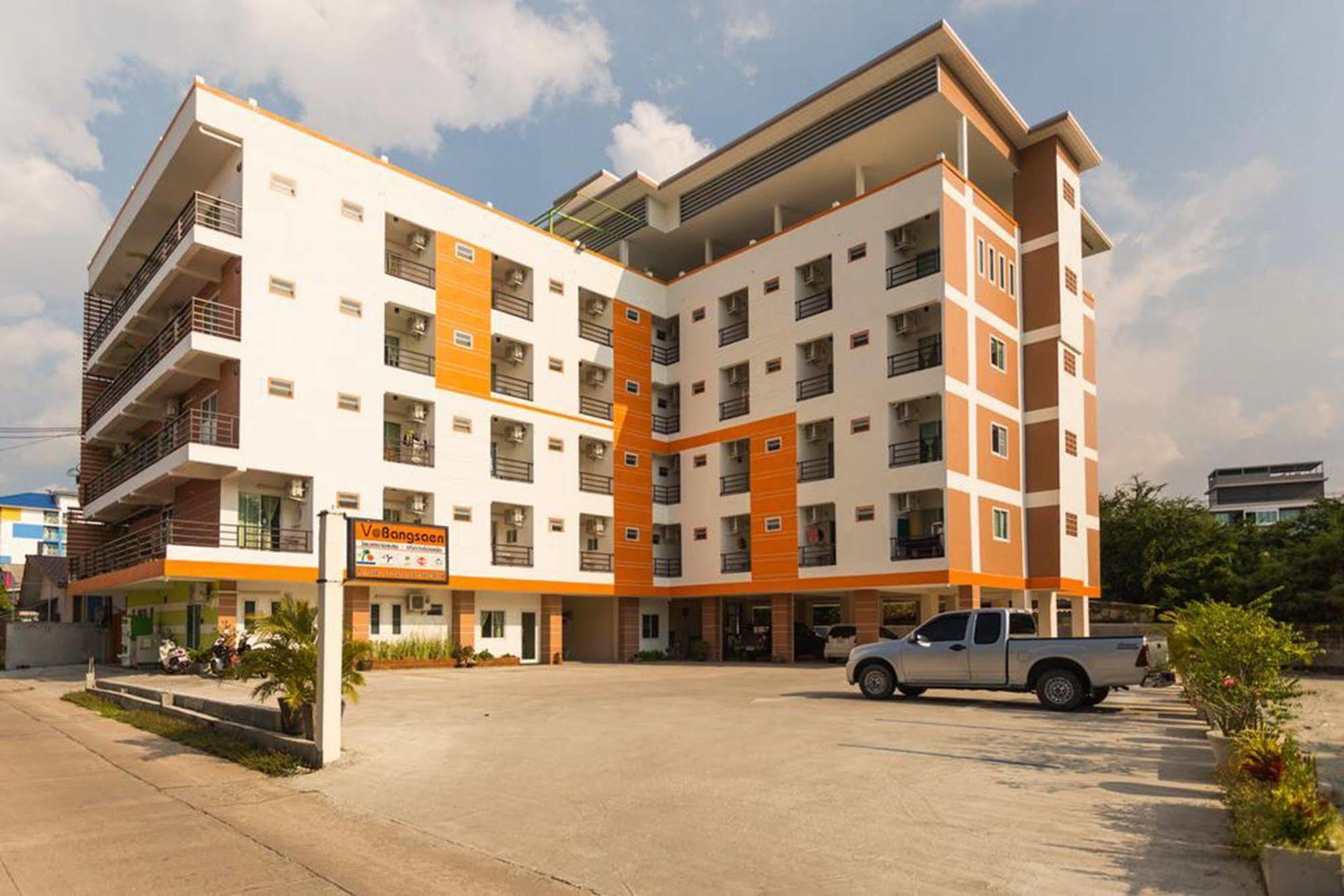 Hotel V At Bangsaen Extérieur photo